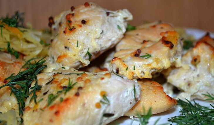 Hähnchenfilet im Ofen zum Mittagessen in der Ducan-Diät